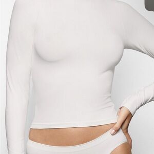 Skims Smoothing Sculpting Turtleneck/Mock Neck Size XL/1x